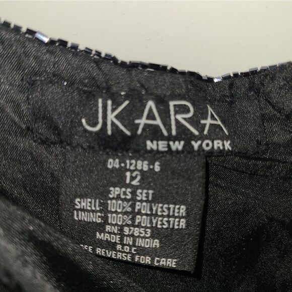 JK Ara New York Beaded Trim Tank - Picture 7 of 11